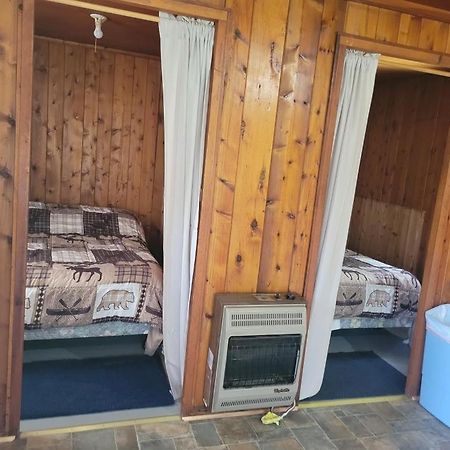 Cabin 2 Manistique Exterior photo